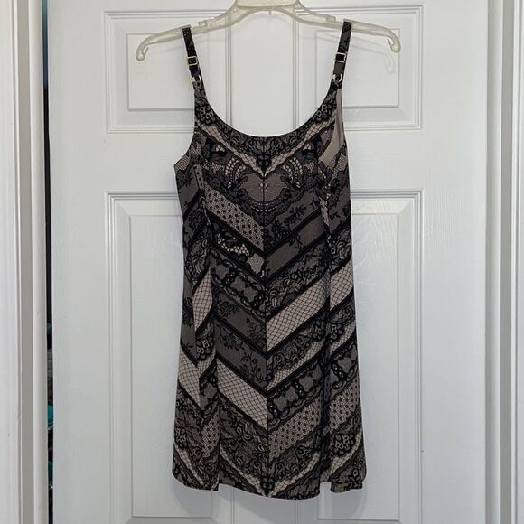 CAbi Monaco Black Lace Tunic Cami #3278 - Picture 10 of 10